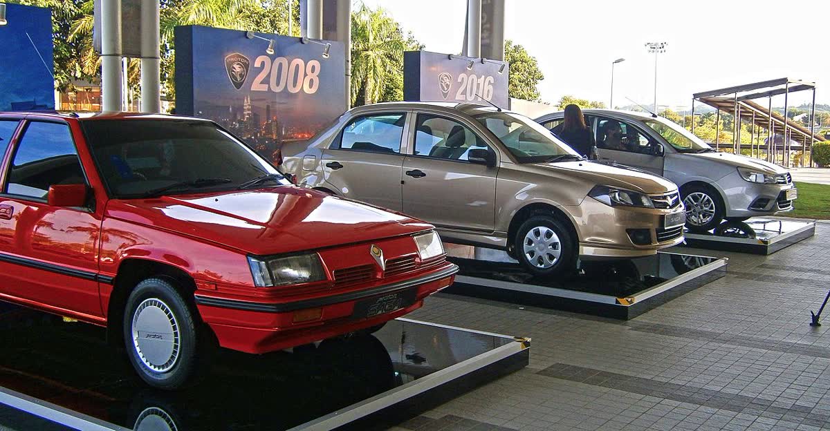 Tiga generasi Proton Saga dipamerkan